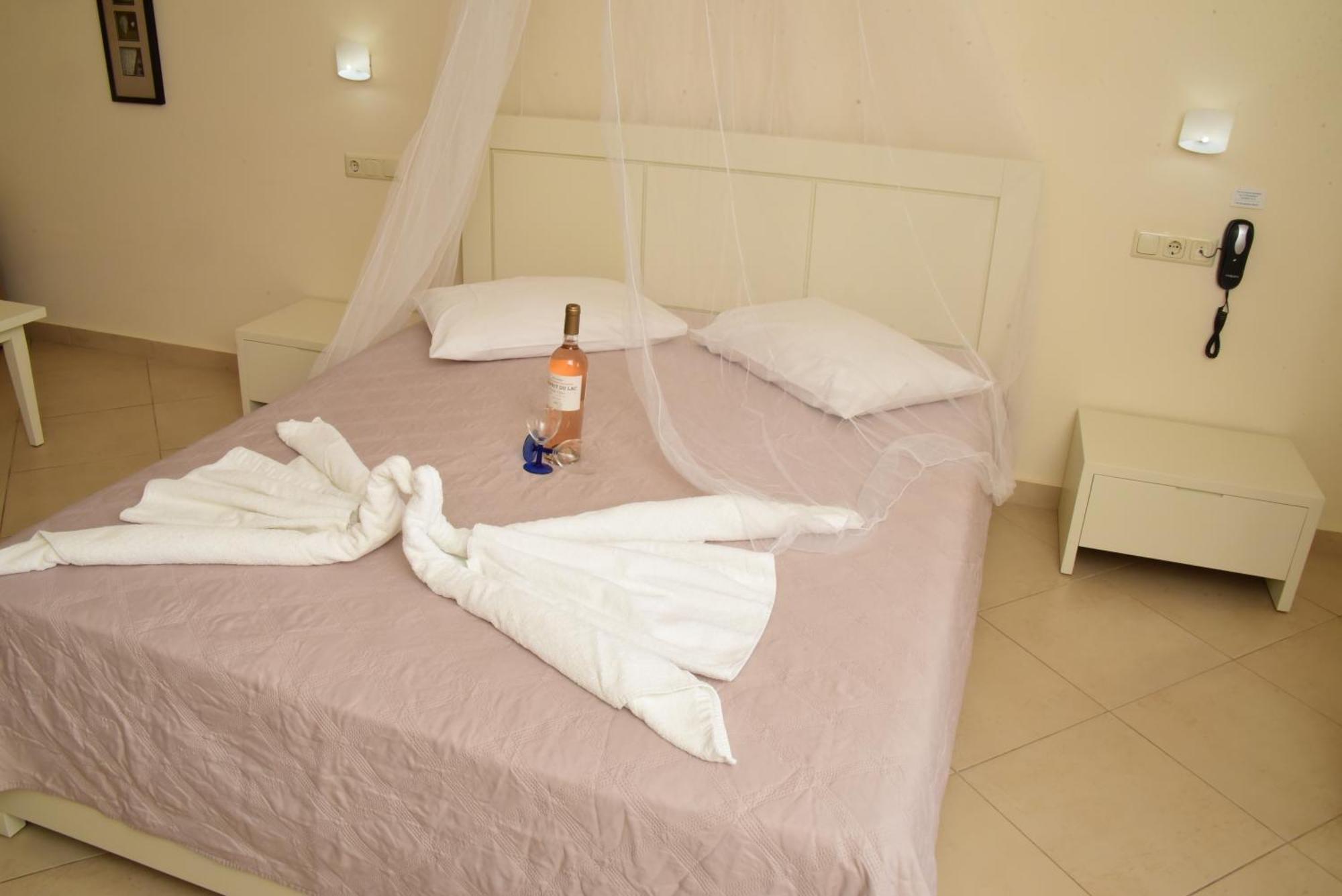 Margaritari Hotel Agia Anna  Екстериор снимка